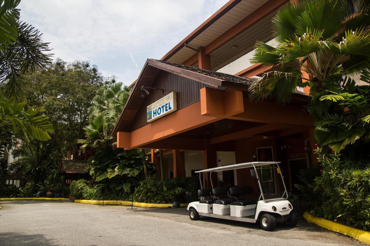 Bukit Merah Laketown Resort Taiping Bagian luar foto